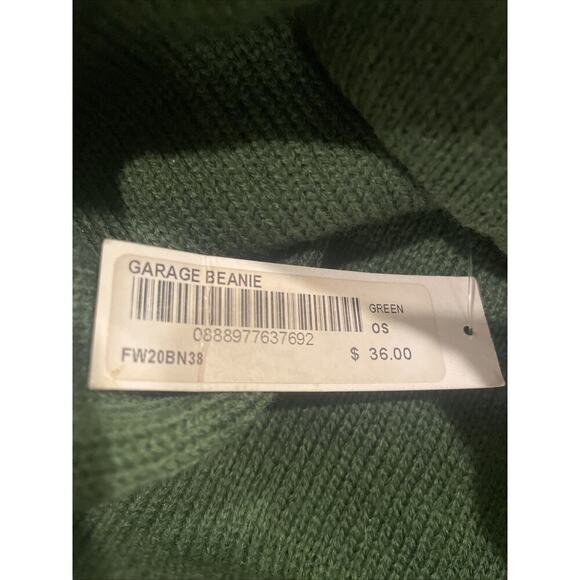 Supreme Garage Beanie Cap Hat Green Red FW20 New York 2020 FW20BN38 DS NWT OS - Picture 3 of 6